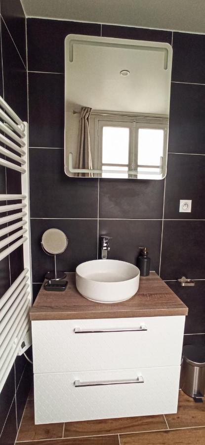 Poissy Appartements Cosy المظهر الخارجي الصورة